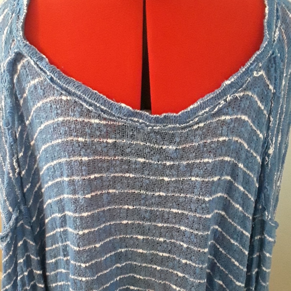 Top - Picture 4 of 5